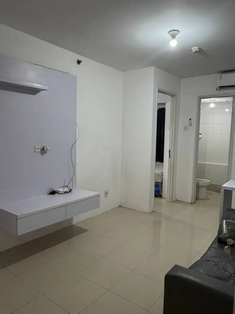 Bassura City Tower G, 2 bedroom, Semi Furnished