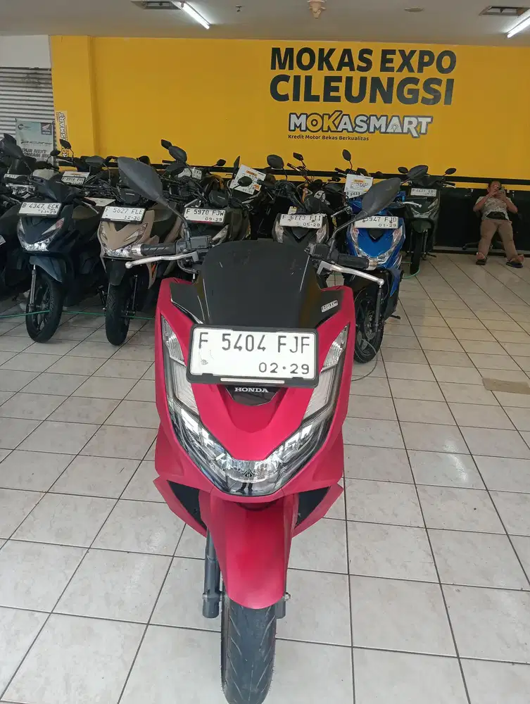 Dijual motor Honda PCX 160 abs 2024