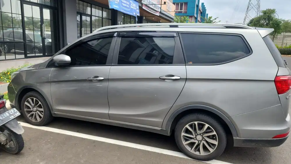 Wuling Cortez 2019 Bensin