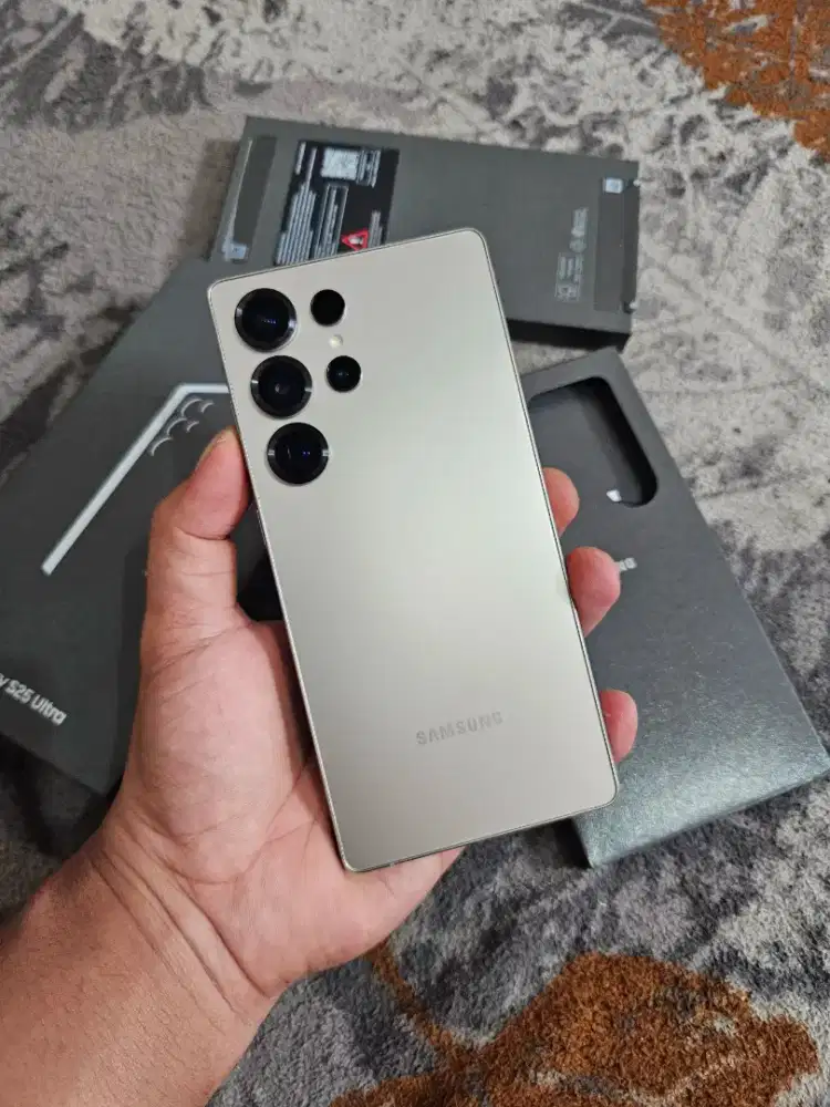 Samsung S15 ultra 12/256 second