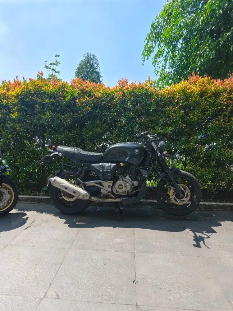 Di jual motor costom basin pulsar 220cc