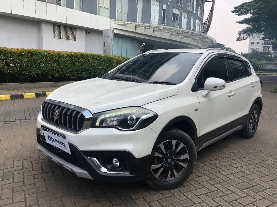 LOW DP Suzuki SX4 1.5 New S-Cross Bensin-MT 2018 WZP