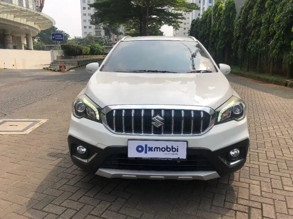 LOW DP Suzuki SX4 1.5 New S-Cross Bensin-MT 2018 WZP