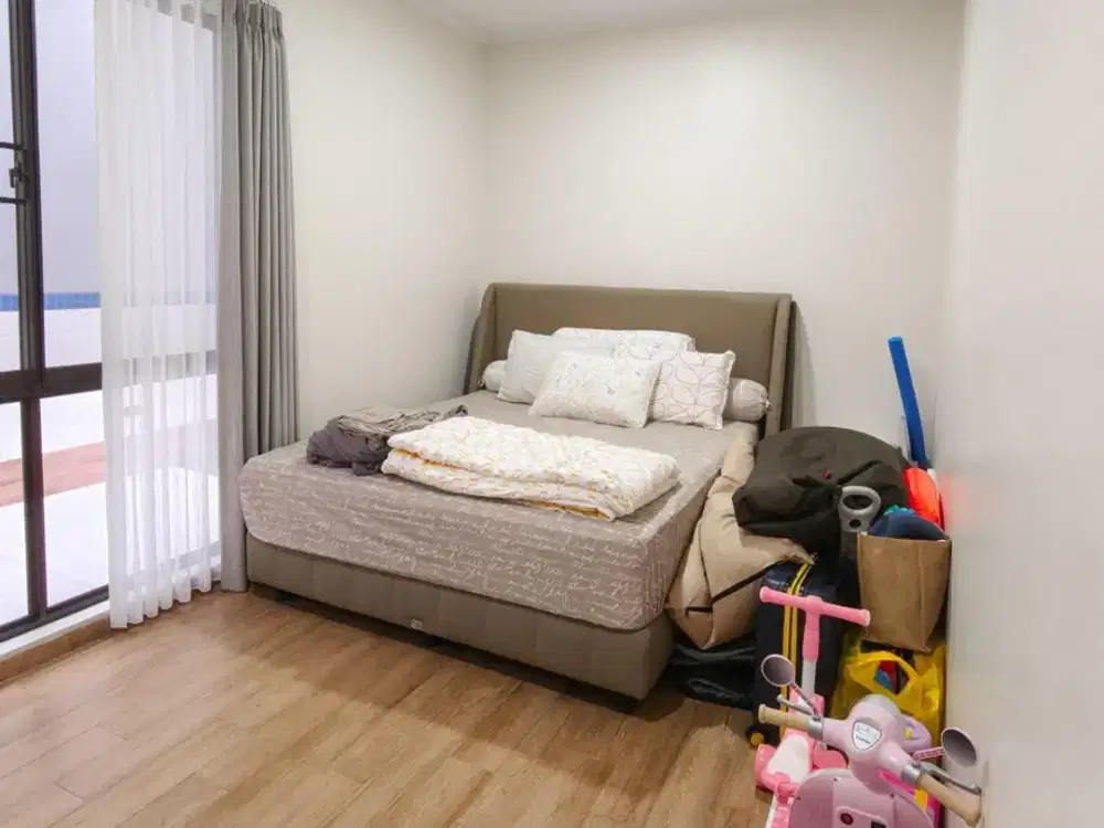 Dijual Rumah Siap Huni di Cluster Dakota Semi Furnish