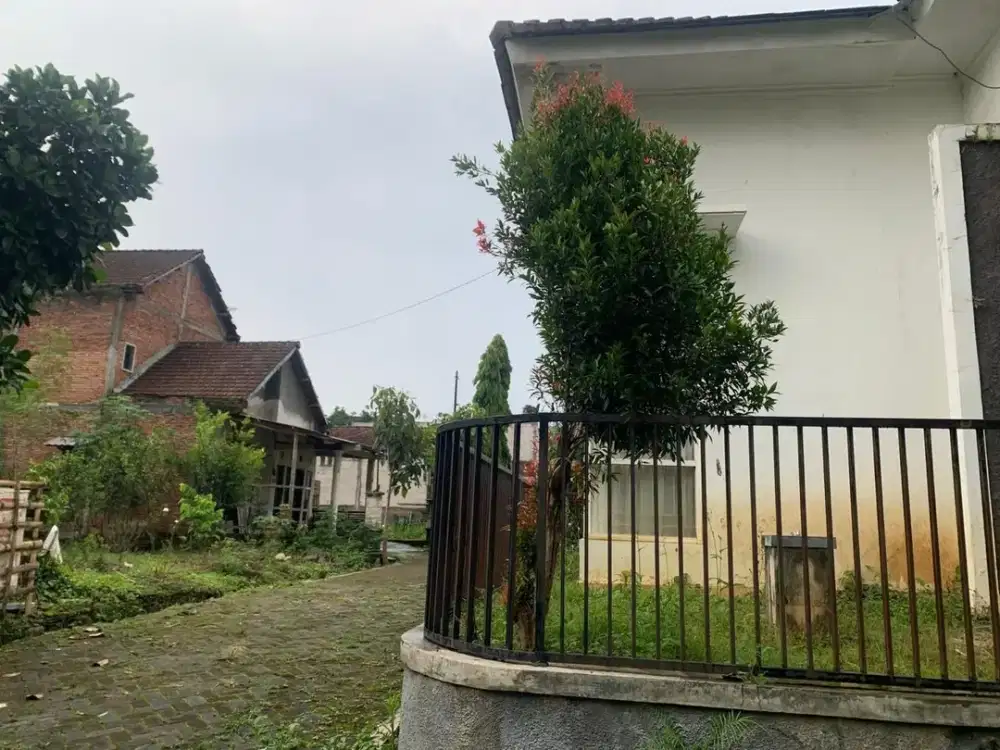 Villa Nyaman di Kota Batu, Dekat Wisata Favorit, SHM Siap Balik Nama