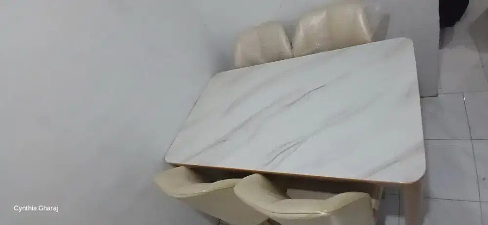 Set Meja Makan Marmer Minimalis + 4 Kursi