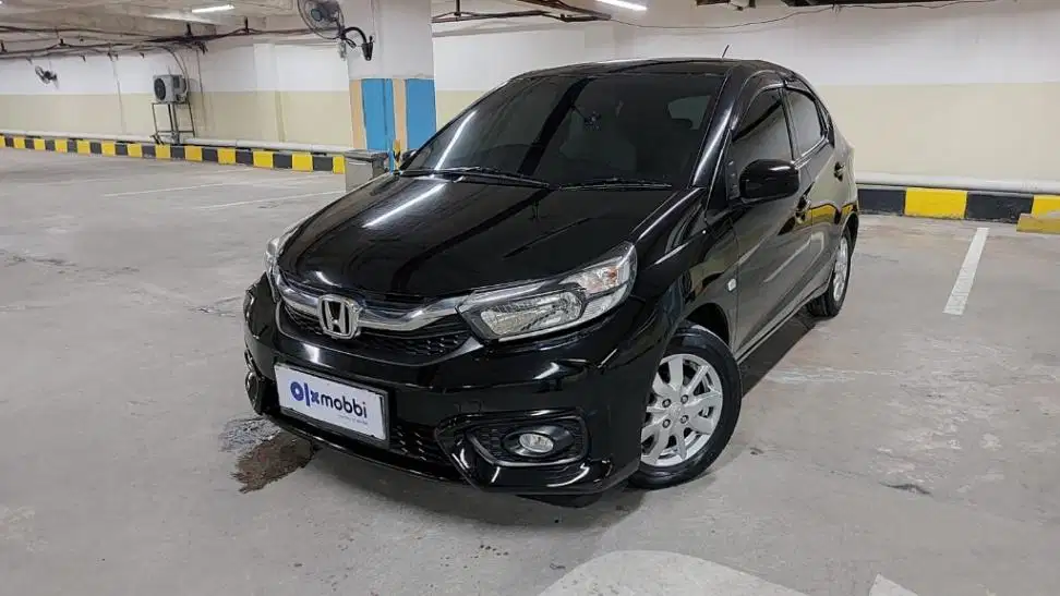 LOW DP Honda Brio Satya 1.2 E Bensin-AT 2021 TMD