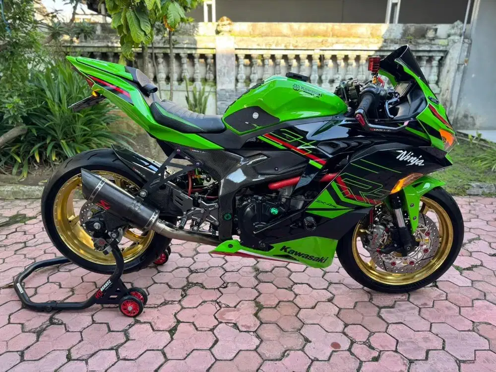 Kawasaki ZX4RR Fullspec Hedon 130jt an