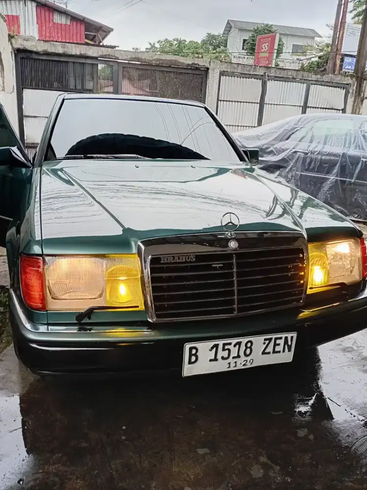 Mercedes W124 300e / Mercy boxer 300e