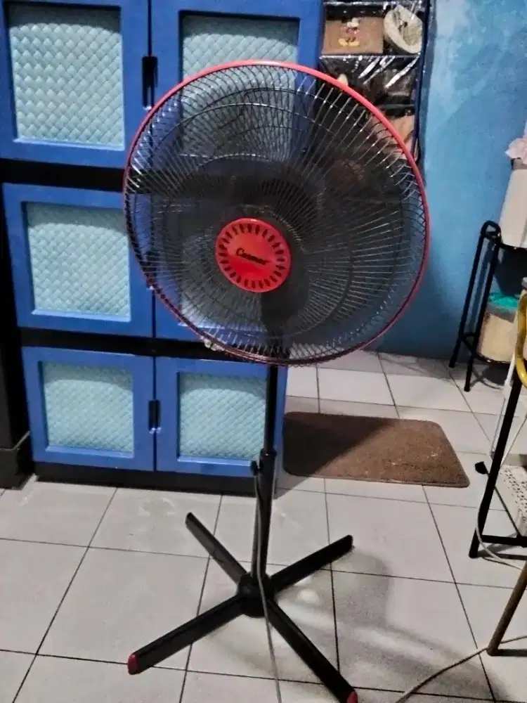 Kipas angin merek cosmos