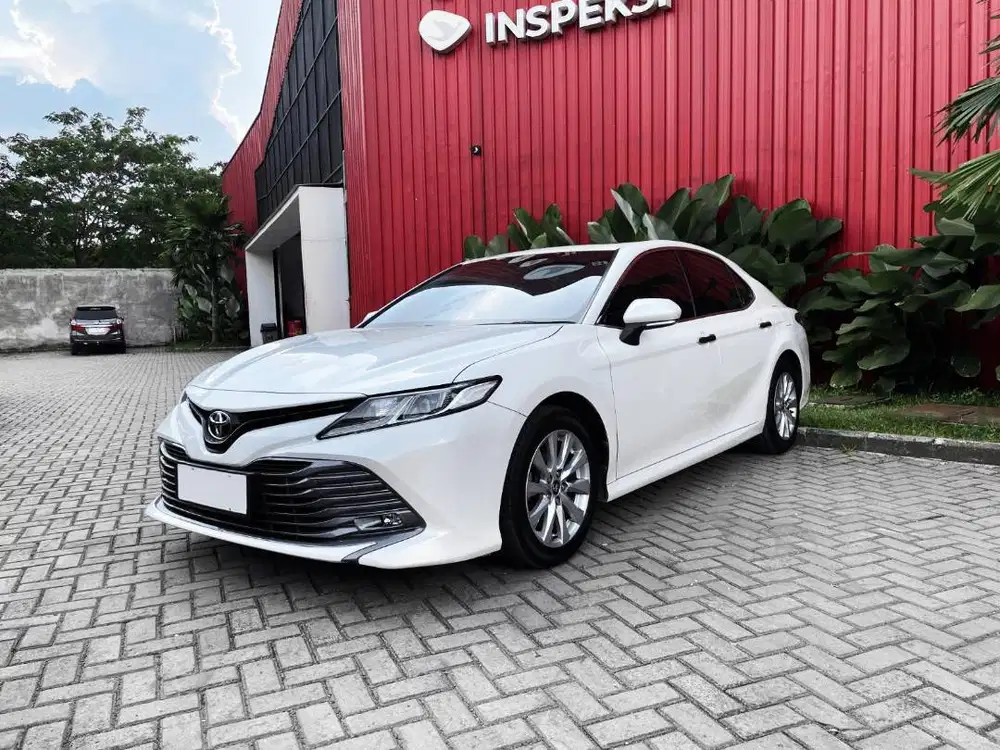 Toyota Camry 2.5 V AT 2020