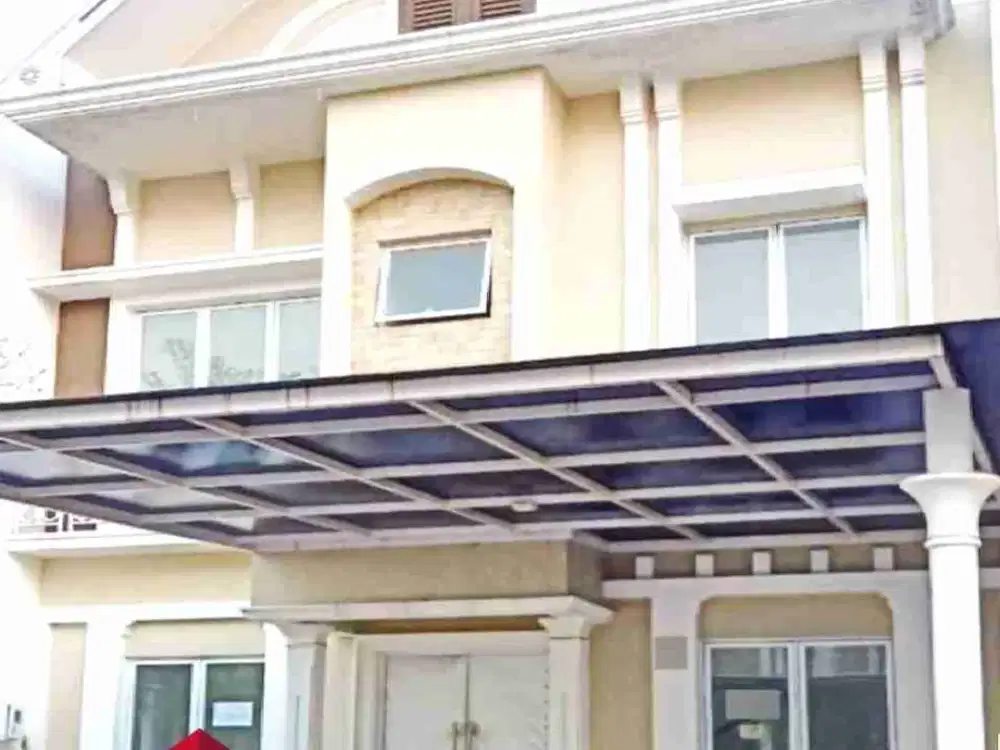 Disewakan rumah fasad gaya eropa 2 lt k tidur 3+1 lokasi strategis dekat Aeon Mall JGC Cakung Jaktim