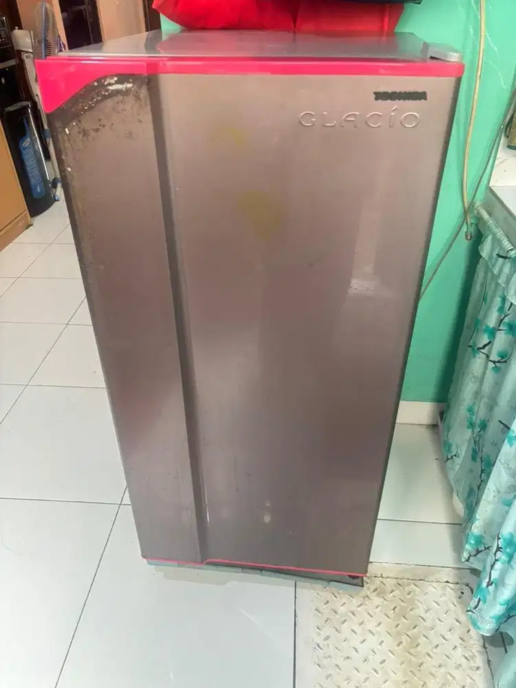 Kulkas toshiba glacio 1 pintu