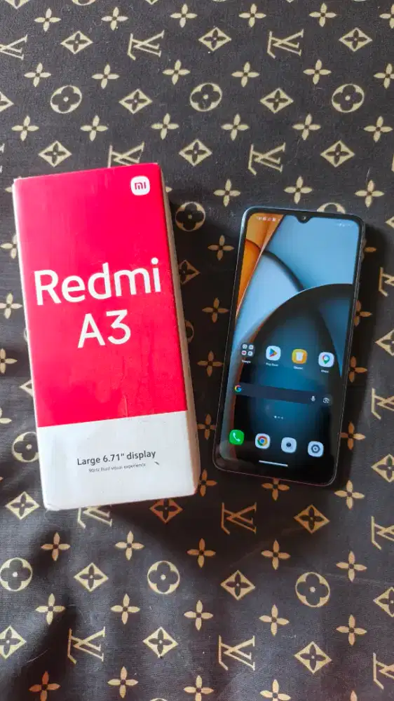 Redmi A3 4/128gb fullset BU