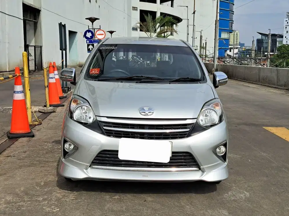 DP 15JT TOYOTA AGYA G TRD 1.0 MANUAL MT 2014 SILVER LOW KILOMETER