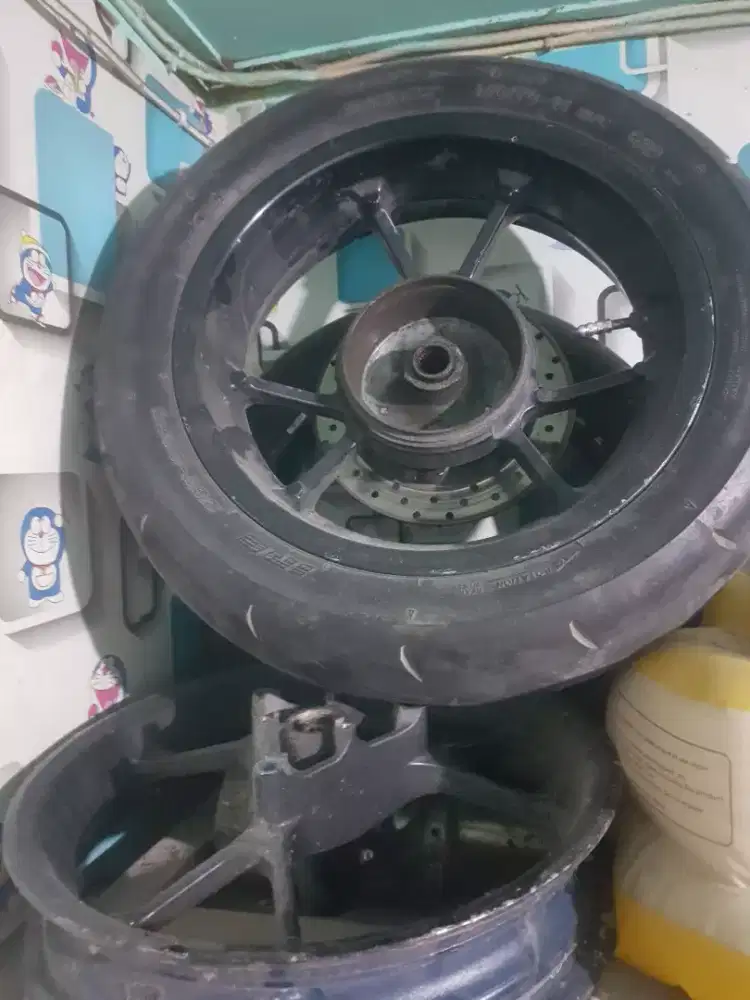 Velg aerox.. lexi... atau nmax ori kondisi bagus