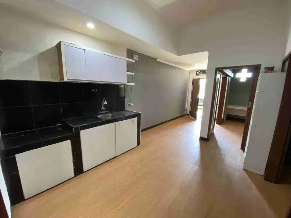 rumah luas danau tempe sanur bali