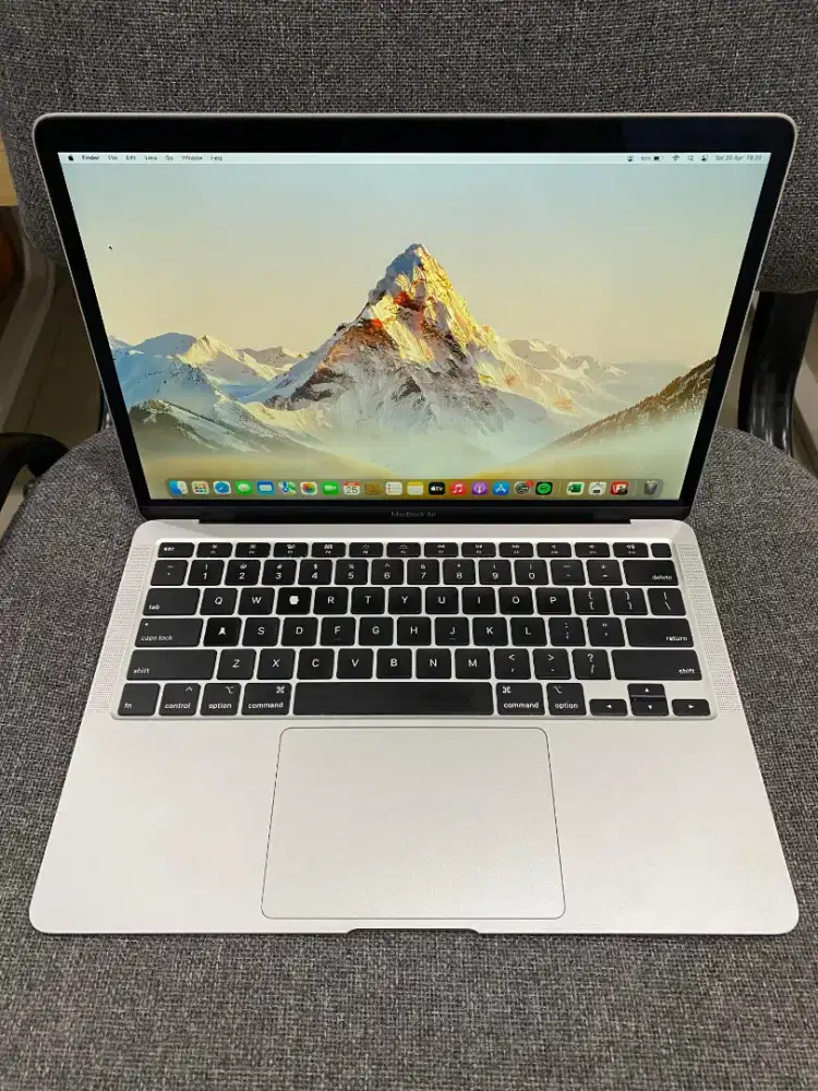 MacBook Air i5 2020 - Ram 8/256 GB