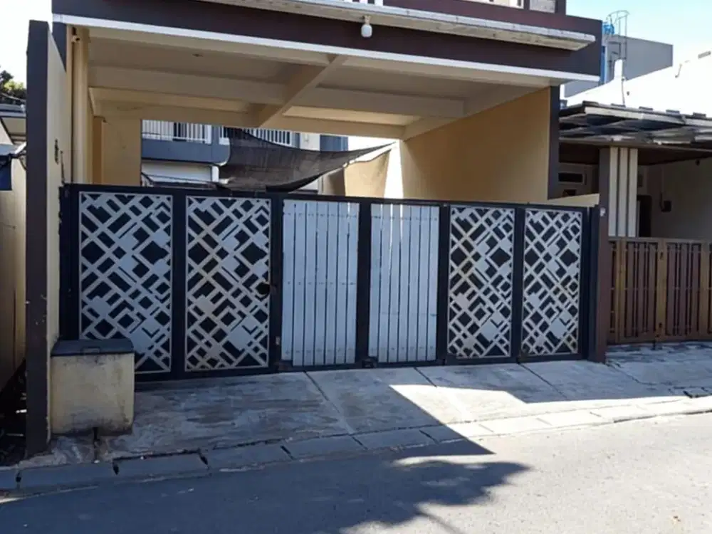 Di jual rumah Jatibening Baru Rumah Minimlis  Lingkungan nyaman & setrategis.