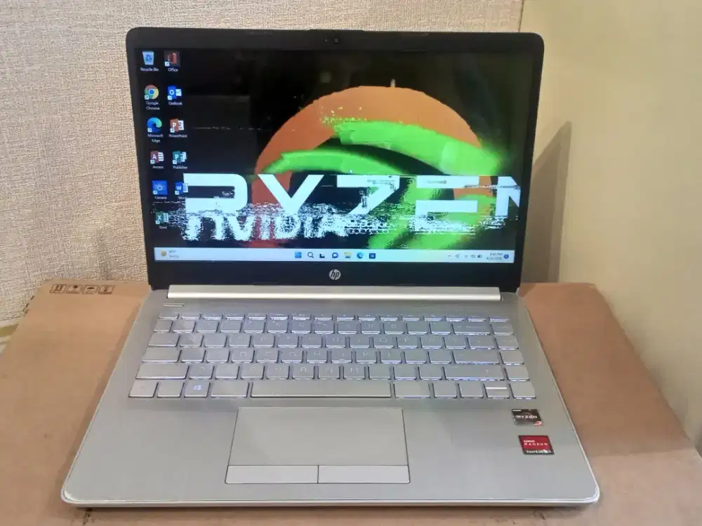 Laptop HP 14s dk1xxx,AMD Ryzen 3 3250U,Ram 8/512