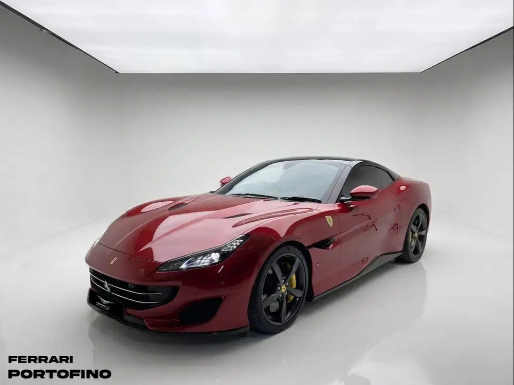 FERRARI PORTOFINO 3.9 CONVERTIBLE 2019 ROSSO PORTOFINO ON RED