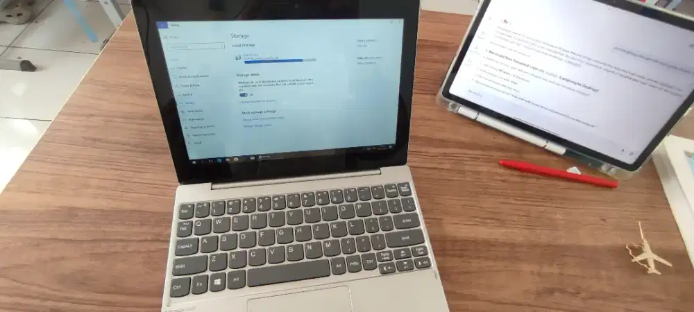 Lenovo Mix 320 laptop  Bisa Tablet Mode