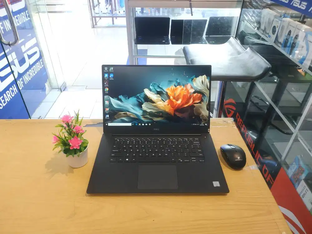 TINGGAL PAKE LAPTOP DELL PRECISION 5510