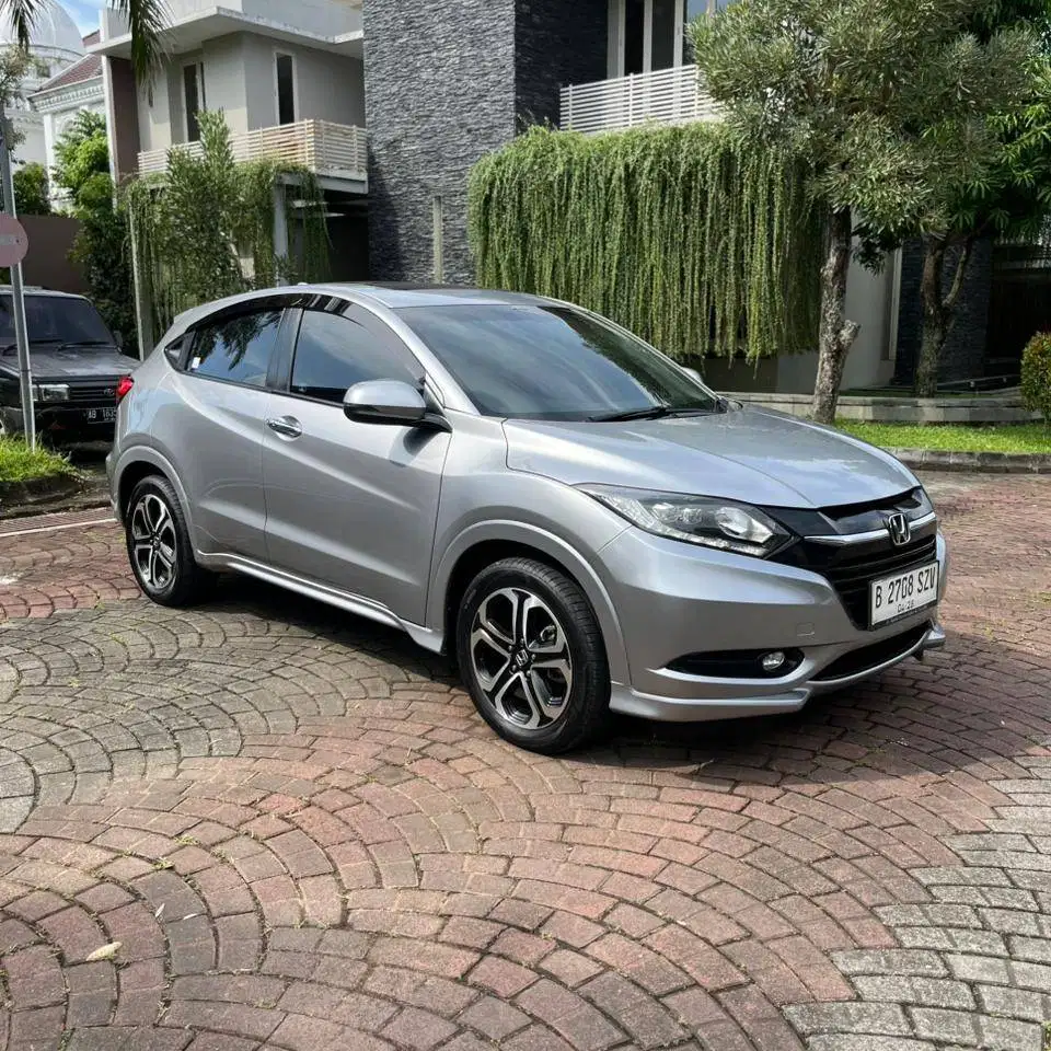 Honda HRV Prestige Matic 2018 PANORAMIC DP Minim Outlander
