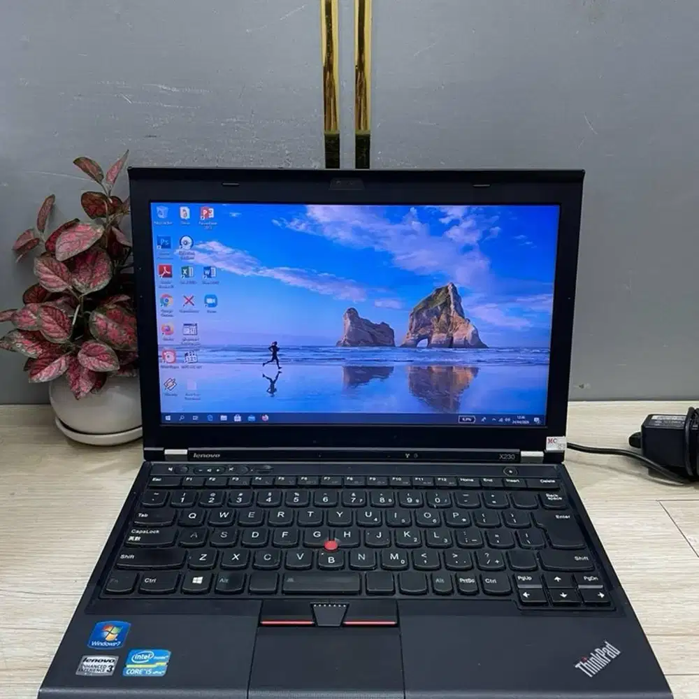 Laptop Lenovo Thinkpad X230 Core i5 Gen 3 Ram 4gb Hdd 320gb DL-ETM