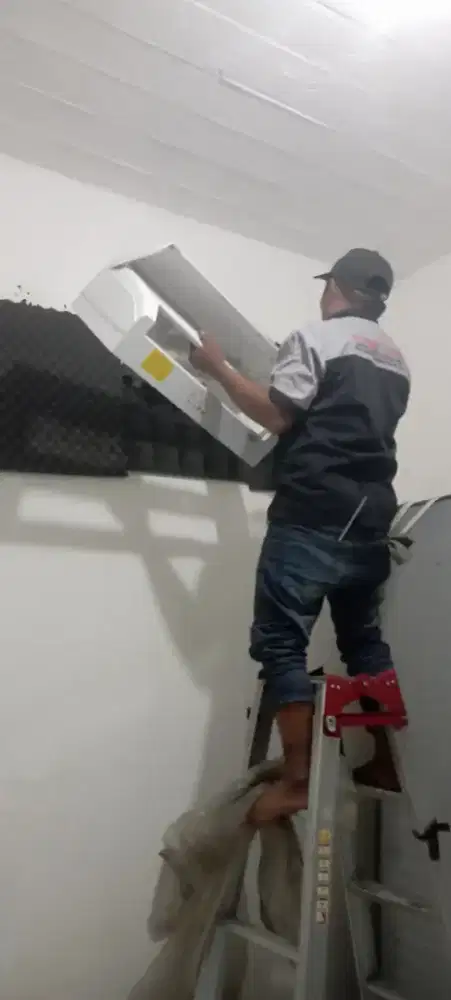 Menerima service AC kulkas showcase freezer box