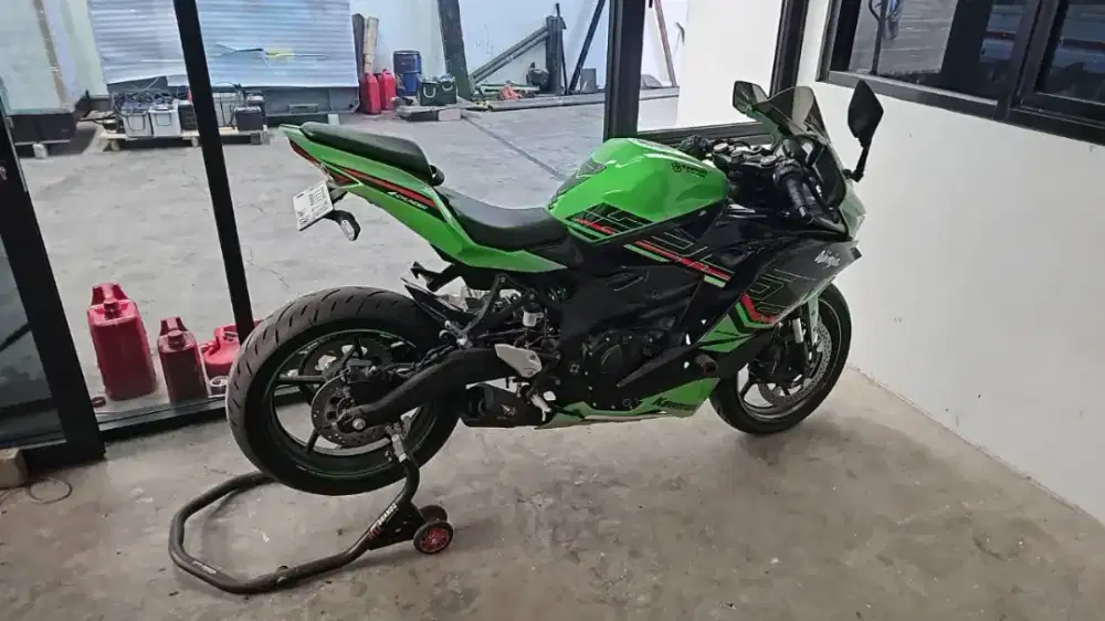 Kawasaki ninja ZX25RR