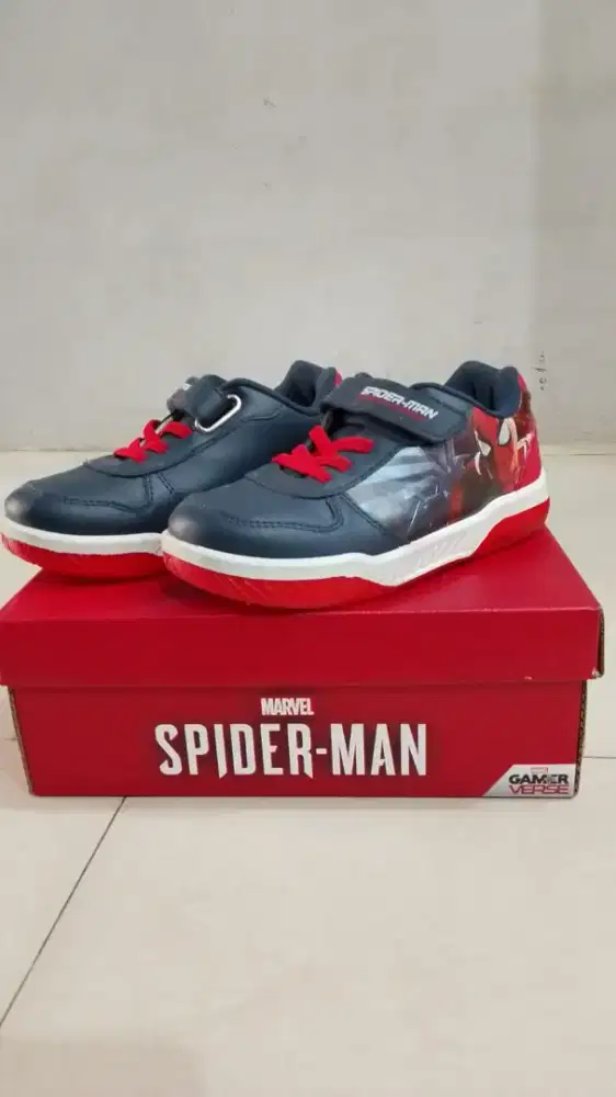 Jual sepatu anak