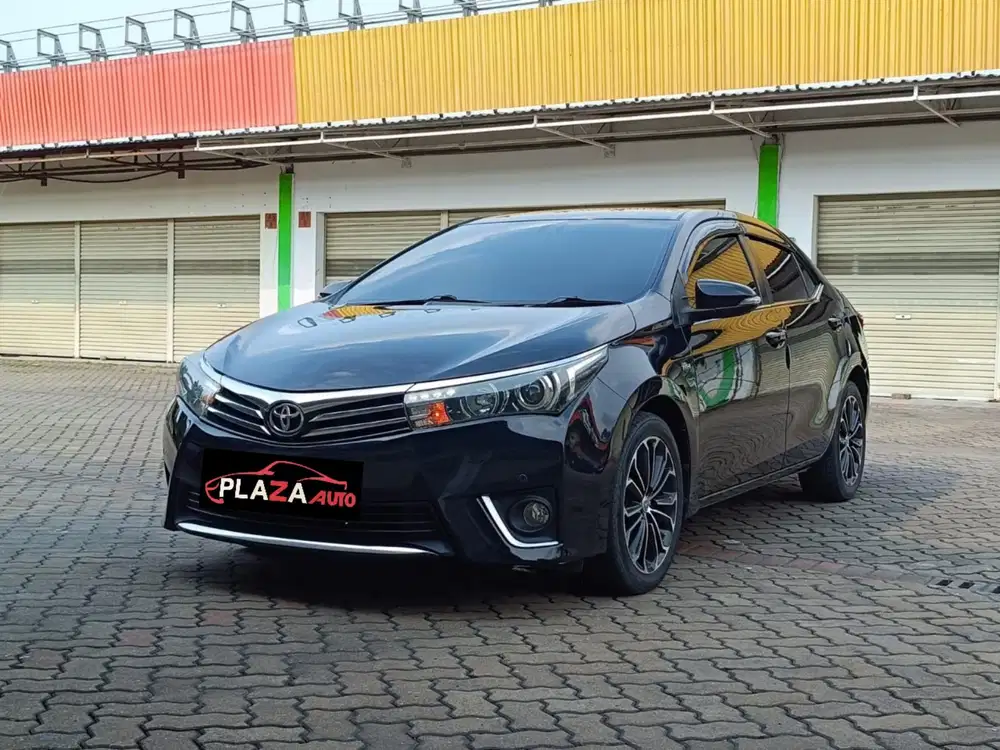 Toyota Corolla Altis 2015
V 1.8 Automatic