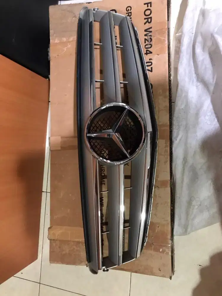 Grille mercedes benz w204 original