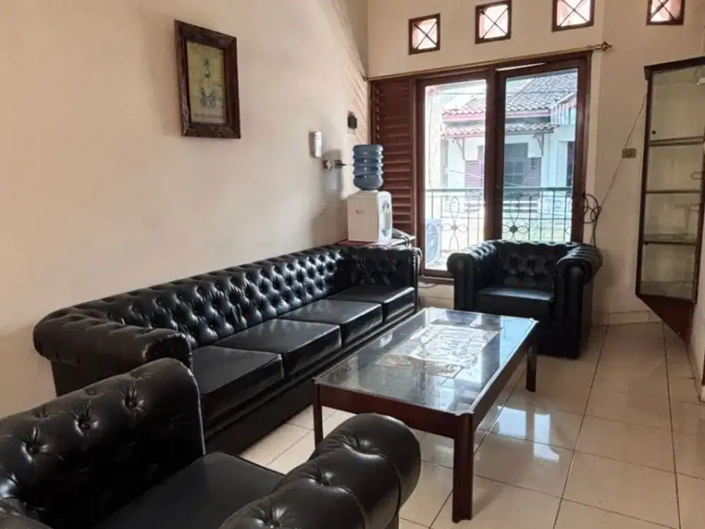 Rumah dijual di Rawamangun  Ikan ikan