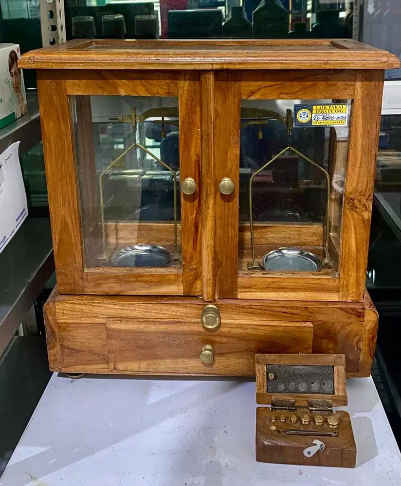 Timbanga Obat / Neraca Obat Miligram