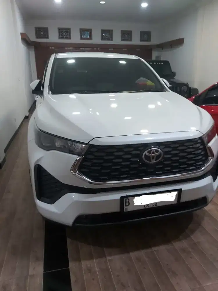 TOYOTA INNOVA ZENIX CVT TIPE G 2023