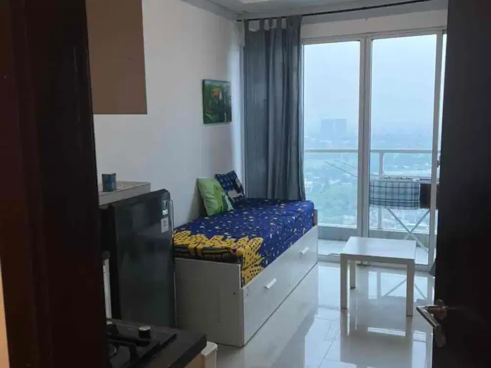 Disewakan apartemen Puri Mansion 2br