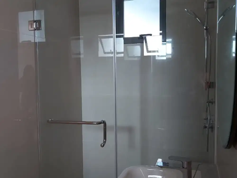 DIJUAL  RUMAH BSD City CLUSTER JADEITE  Uk tanah 15x20 Uk bangunan 10x20