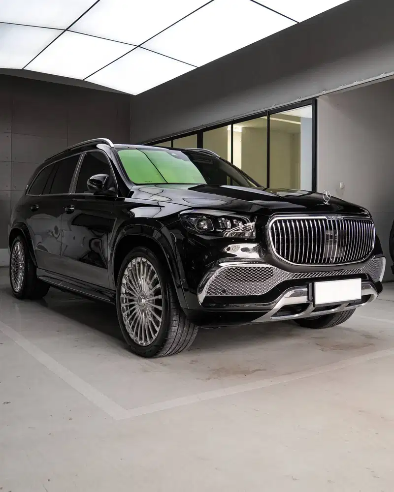 MERCEDES MAYBACH GLS 600 4MATIC FIRST CLASS BLACK ON TRUFFLE BROWN
