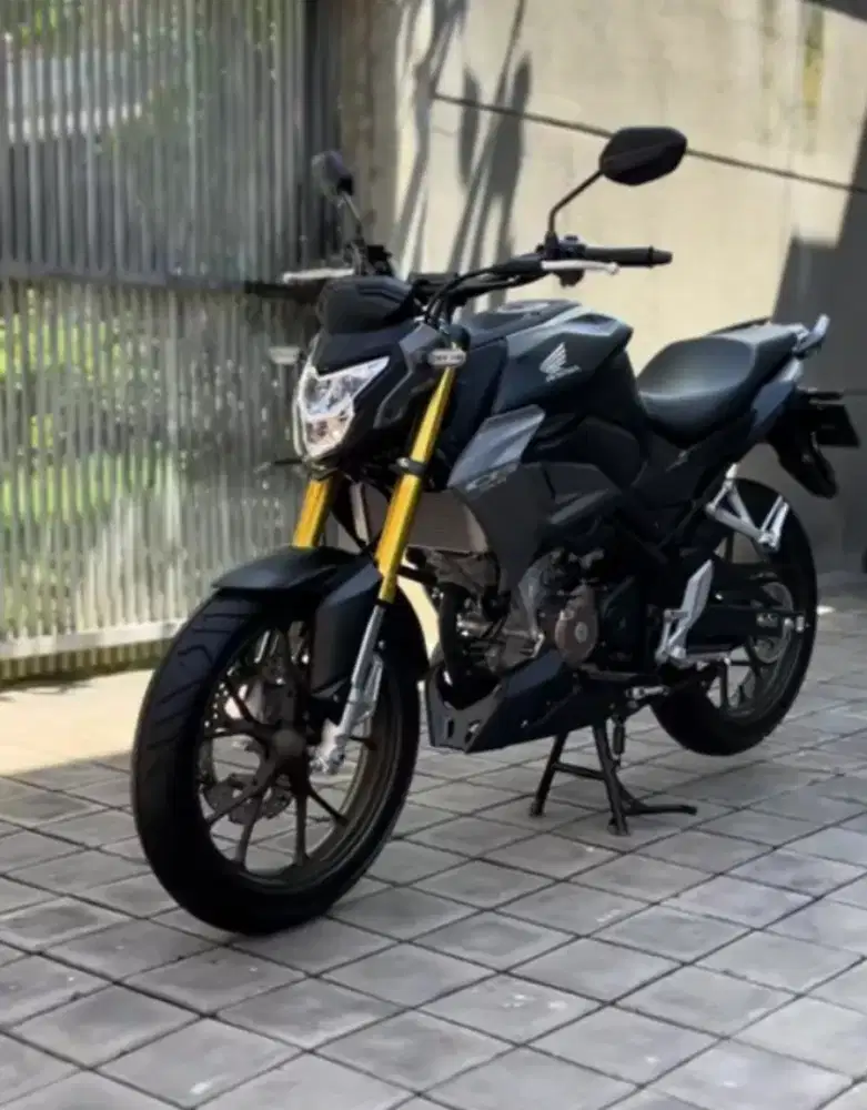 CB150R 2024 km 16.000