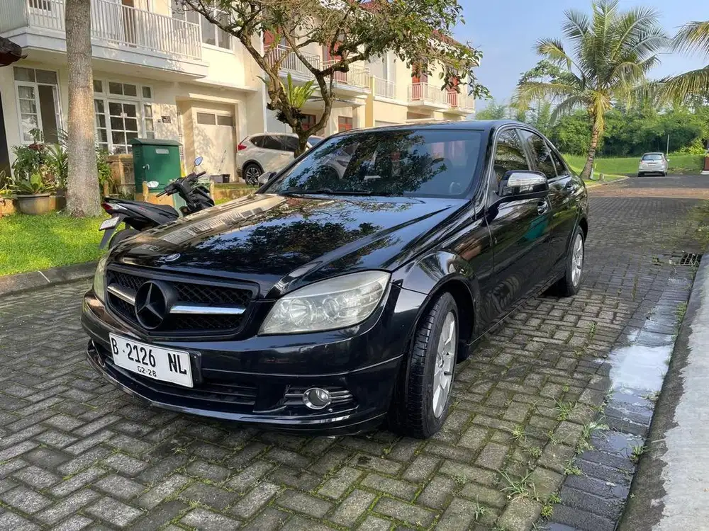 Mercedes Benz w204 c200 th 2008