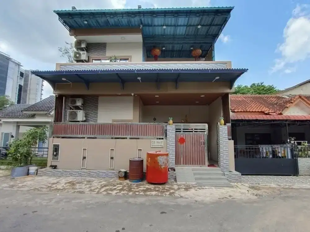 Jual Rumah Taman Kota Mas 2.5 Lantai Full Reno Baloi Nagoya UIB Batam