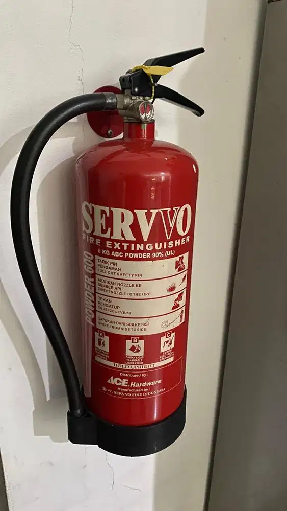 APAR 6 Kg ABC Powder SERVVO – Alat Pemadam Api Ringan