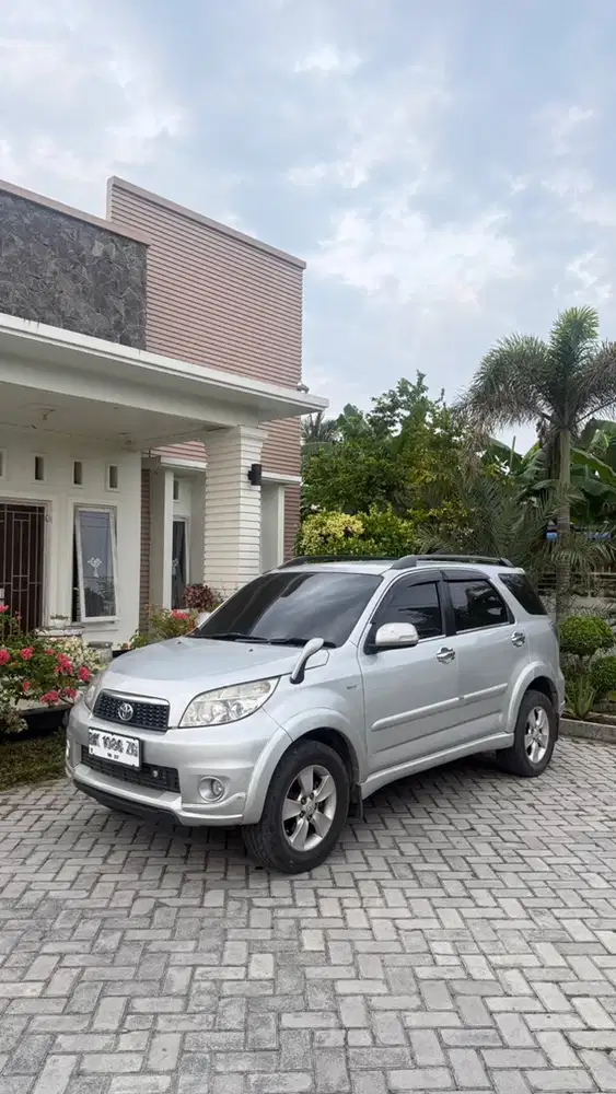 Toyota Rush 2012 Bensin