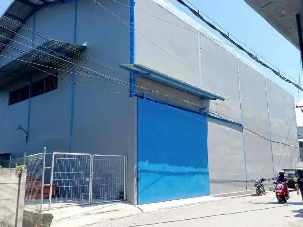 Jual gudang di kedinding surabaya luas 560 m2 akses truk tronton bs masuk