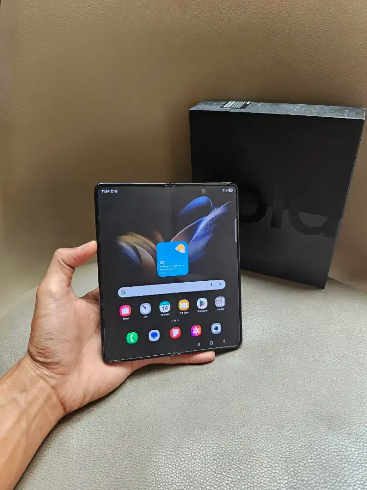 Samsung Z Fold 4 12/512GB Resmi Sein Black Lengkap