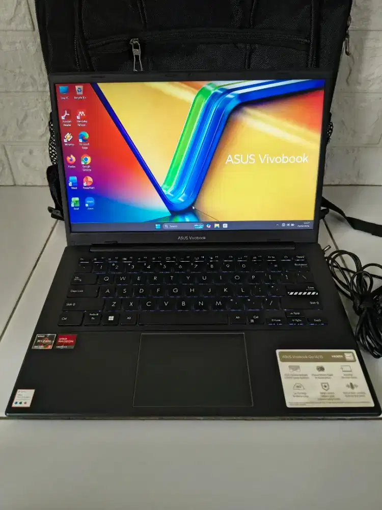 Laptop Asus Vivobook AMD Ryzen 3 7320u, RAM 8gb, SSD 256gb, Harga PAS