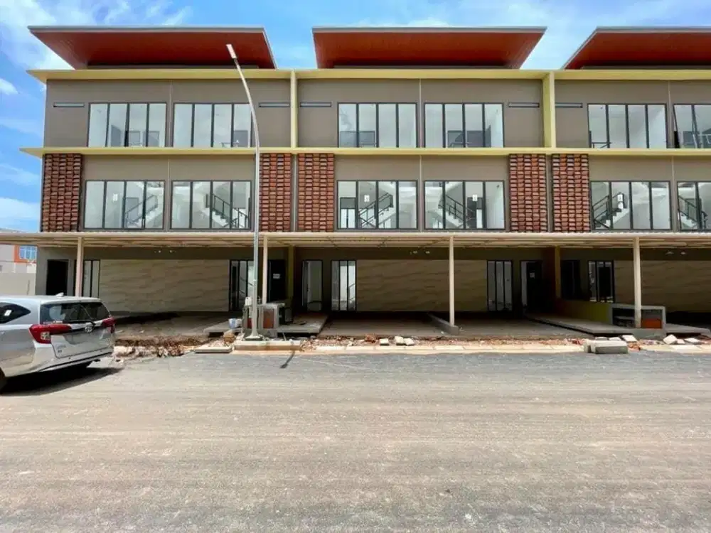 DI JUAL TAKE OVER CEPAT Rumah Baru 3 Lantai The Icon Central Sukajadi