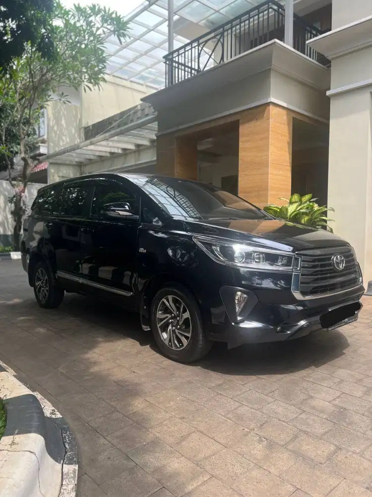 Innova 2.0V AT Tahun 2021